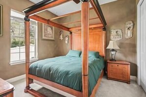 4 chambres, fer et planche à repasser, Wi-Fi, draps fournis