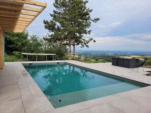 Pool - Beautiful architect-designed house in the Monts du Lyonnais region (Chabanière)