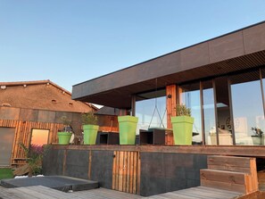 Property grounds - Beautiful architect-designed house in the Monts du Lyonnais region (Chabanière)