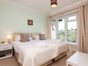 3 habitaciones, wifi gratis y ropa de cama