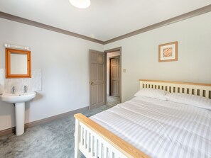 3 室のベッドルーム、ベッドシーツ