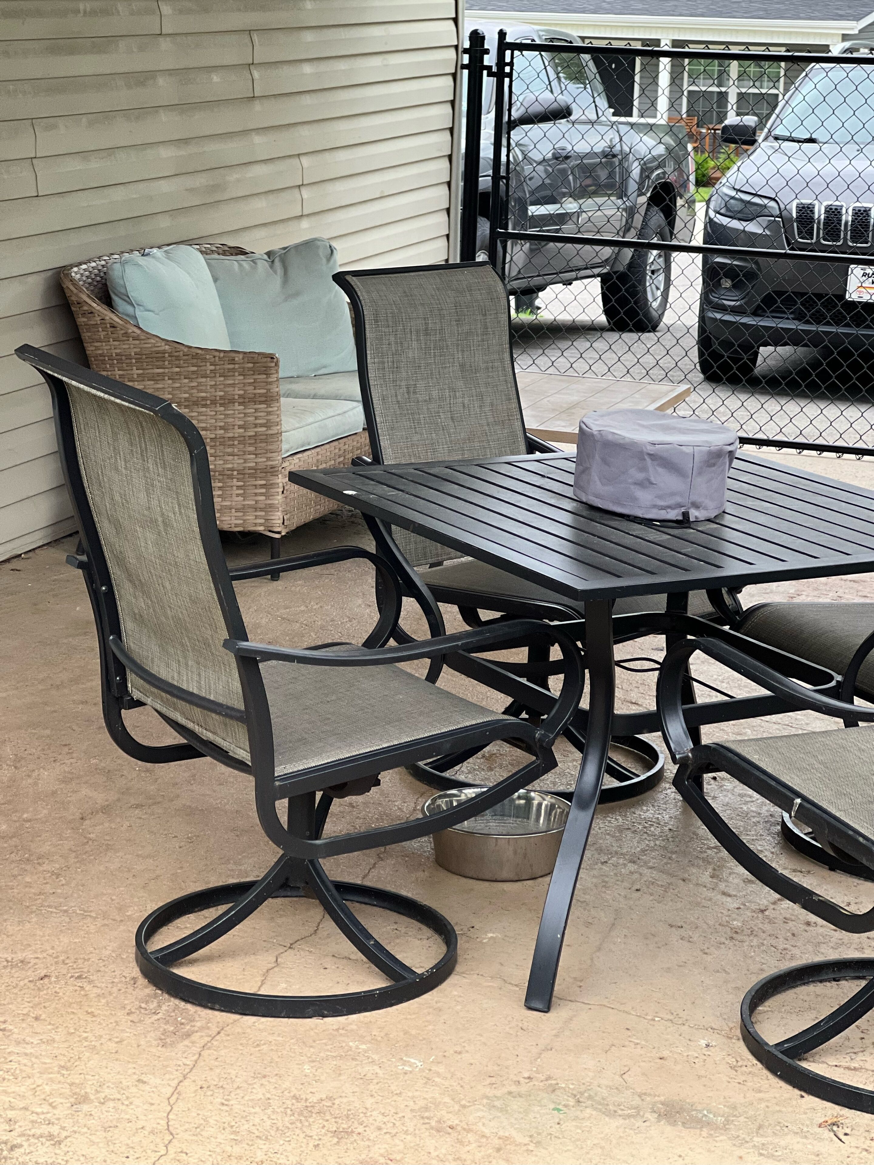 Cozy 3-bedroom house in quaint Morristown with AC, WiFi
