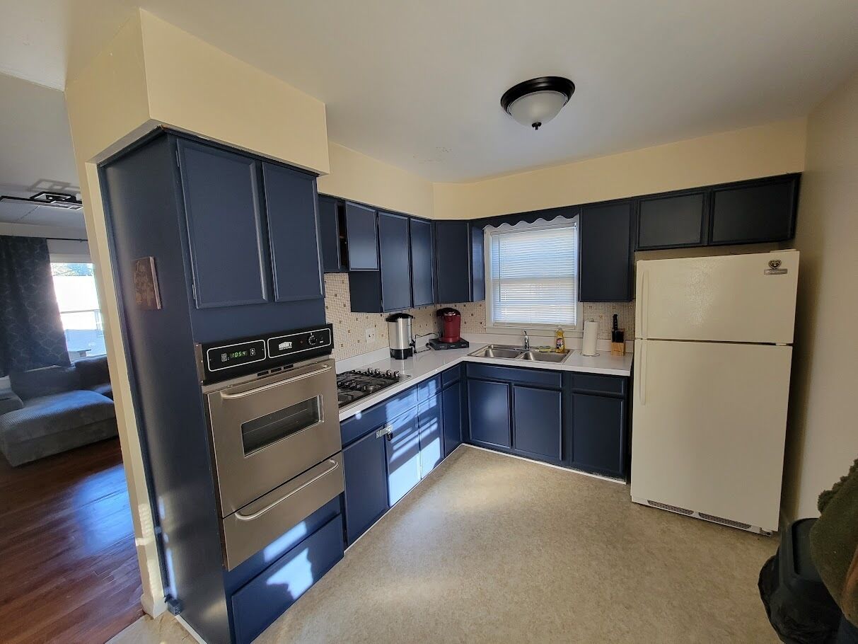 冰箱、微波炉、烤箱、炉灶