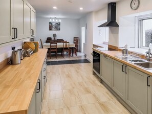 Geschirrspüler, Hochstuhl