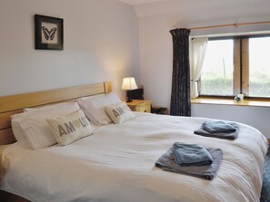 3 habitaciones, wifi gratis y ropa de cama 