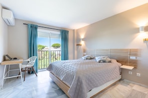 Bedroom - Penthouse Amatista | Sea Views & Sun Terrace in Marbella (Marbella)