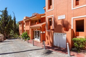 Front - Penthouse Amatista | Sea Views & Sun Terrace in Marbella (Marbella)