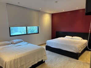 Comfort Twin Room, City View | Premium bedding, in-room safe, blackout drapes, soundproofing - 770 Apartments (Playa del Carmen)