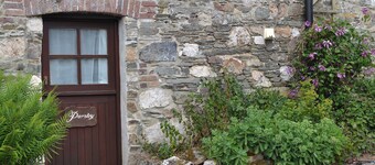 2 bedroom accommodation in Dunterton, near Tavistock