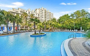 Pool - NEW Luxury Baytowne Wharf 1-Bedroom condo in Miramar Beach (Miramar Beach)