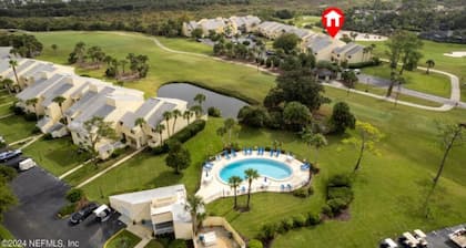 Sawgrass Country Club - 26 Tifton Way - Stunning Golf Course Views!