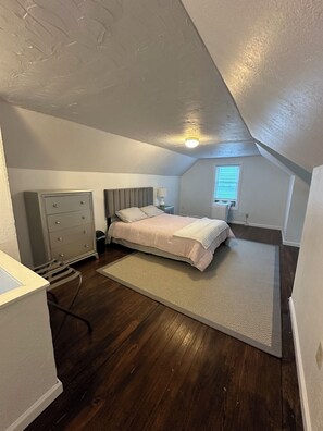 3 soveværelser, strygejern/strygebræt, gratis Wi-Fi, sengetøj