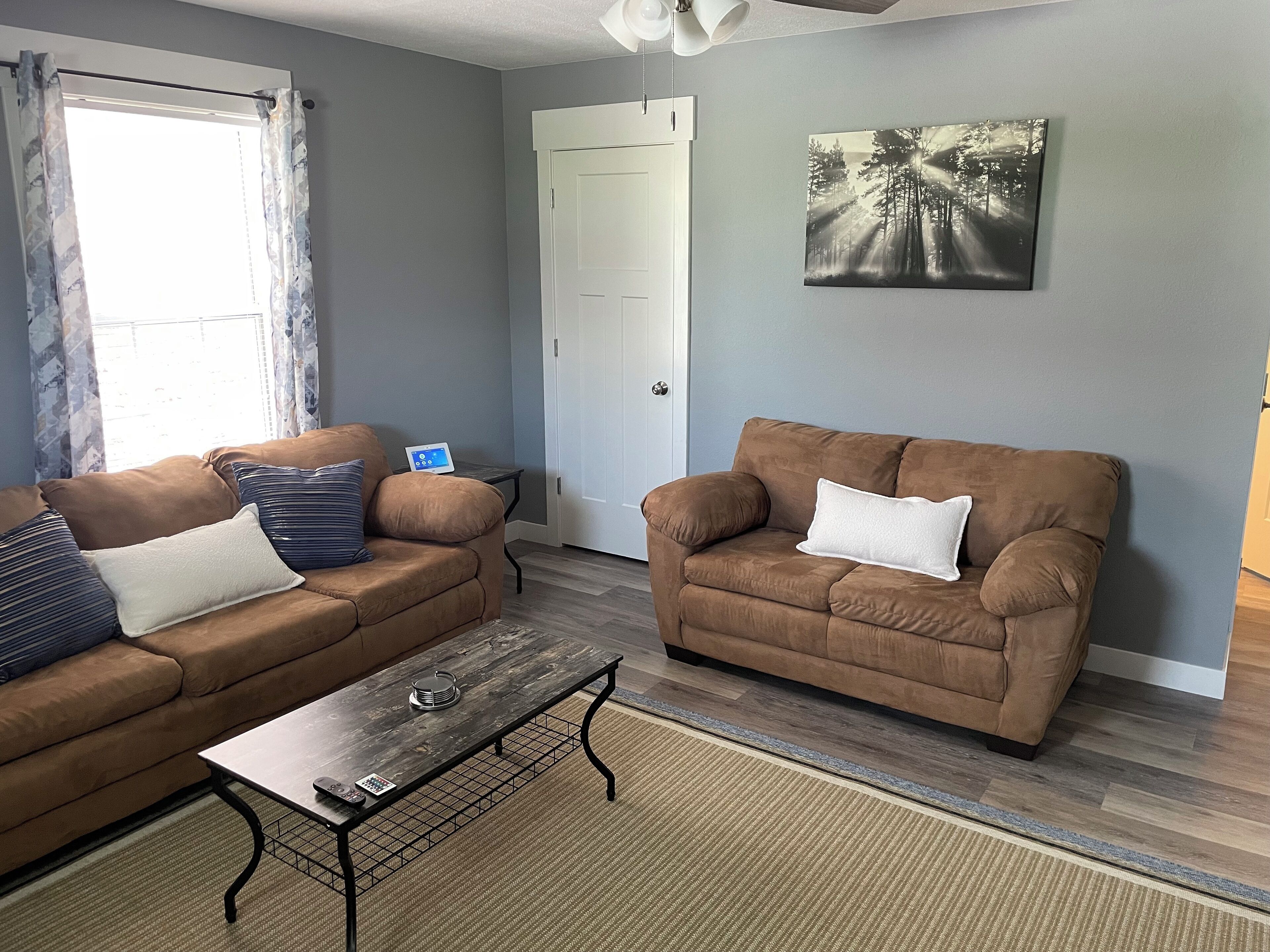 Cozy 2 - Bedroom Little Blue House On The Hill In Enjoyable Jefferson City - 타오스