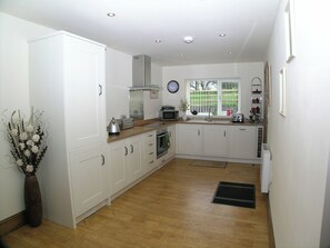 Dishwasher, highchair