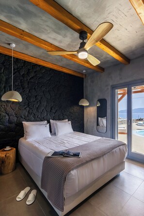 2 Schlafzimmer, Schreibtisch, Bügeleisen/Bügelbrett, Reisekinderbett