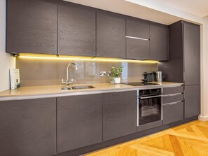 Dishwasher - 2 bedroom accommodation in York (York)