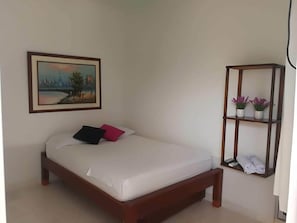 Basic Double Room | Free WiFi