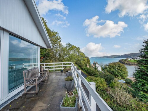 4 bedroom accommodation in Aberporth