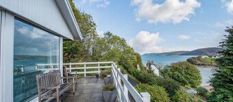 4 chambres à coucher à Aberporth