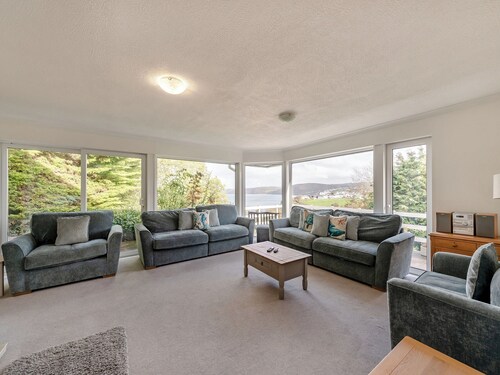 4 bedroom accommodation in Aberporth