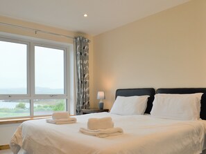 4 habitaciones, wifi gratis y ropa de cama