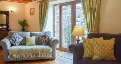 6 bedroom accommodation in Muker