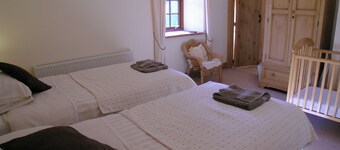 6 bedroom accommodation in Muker