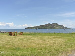 Outdoor dining - 3 bedroom accommodation in Lamlash, Isle of Arran (Lamlash, Isle of Arran)