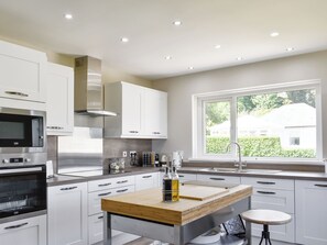 Geschirrspüler, Hochstuhl