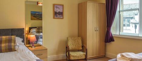 2 chambres, Wi-Fi gratuit, draps fournis