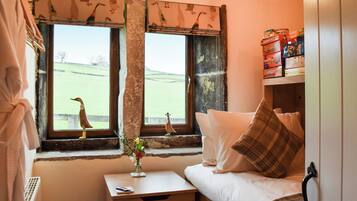 4 chambres, Wi-Fi gratuit, draps fournis