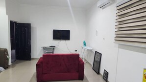 Standard Apartment | Living area - SHEPHERD LINKS APARTMENTS  (Accra)