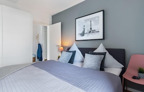 2 bedrooms, iron/ironing board, travel cot, free WiFi - Amazing apartment in Olpenitz (Olpenitz)
