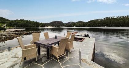 Stunning home in Førde i Hordaland