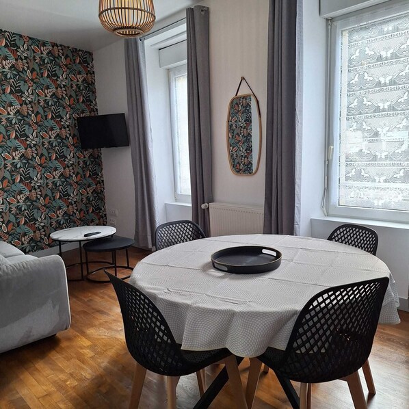 Dining - Appartement RDC Centre Ville (Mayenne)