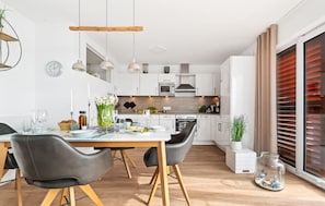 Cookware/dishes/utensils - Beach front apartment in Olpenitz (Olpenitz)