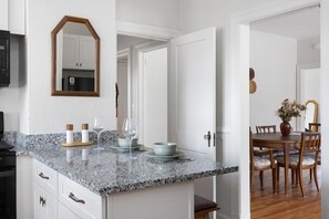 Fridge, microwave, oven, stovetop - Family Retreat • Pool Table • Arcade • Heart of San Marco (Jacksonville)