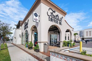 Exterior - Family Retreat • Pool Table  • Arcade • San Marco (Jacksonville)