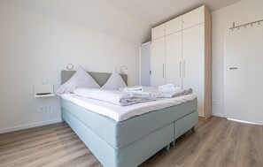 2 bedrooms, iron/ironing board, travel crib, free WiFi - Cozy apartment in Olpenitz with sauna (Olpenitz)