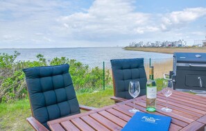 Outdoor dining - Lovely apartment in Olpenitz with sauna (Olpenitz)