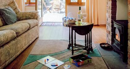 2 bedroom accommodation in Gower