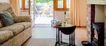 2 bedroom accommodation in Gower