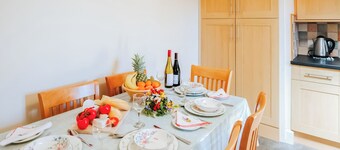 2 bedroom accommodation in Gower