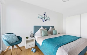 2 bedrooms, iron/ironing board, travel cot, free WiFi