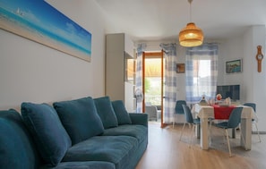 Smart TV - Amazing apartment in Santo Stefano al Mare (Santo Stefano al Mare)
