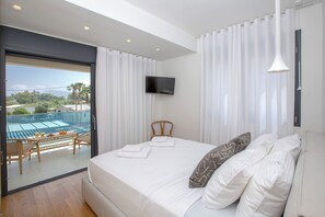 Vila executiva, vista para a lagoa | Camas Select Comfort, individualmente mobiliados, quartos à prova de som