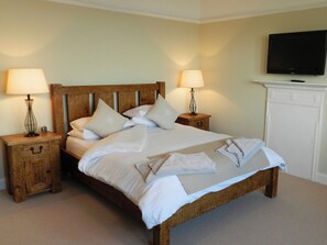4 Schlafzimmer, kostenloses WLAN, Bettwäsche