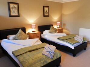 4 chambres, Wi-Fi gratuit, draps fournis