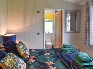3 chambres, Wi-Fi gratuit, draps fournis
