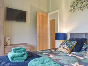 3 Schlafzimmer, kostenloses WLAN, Bettwäsche